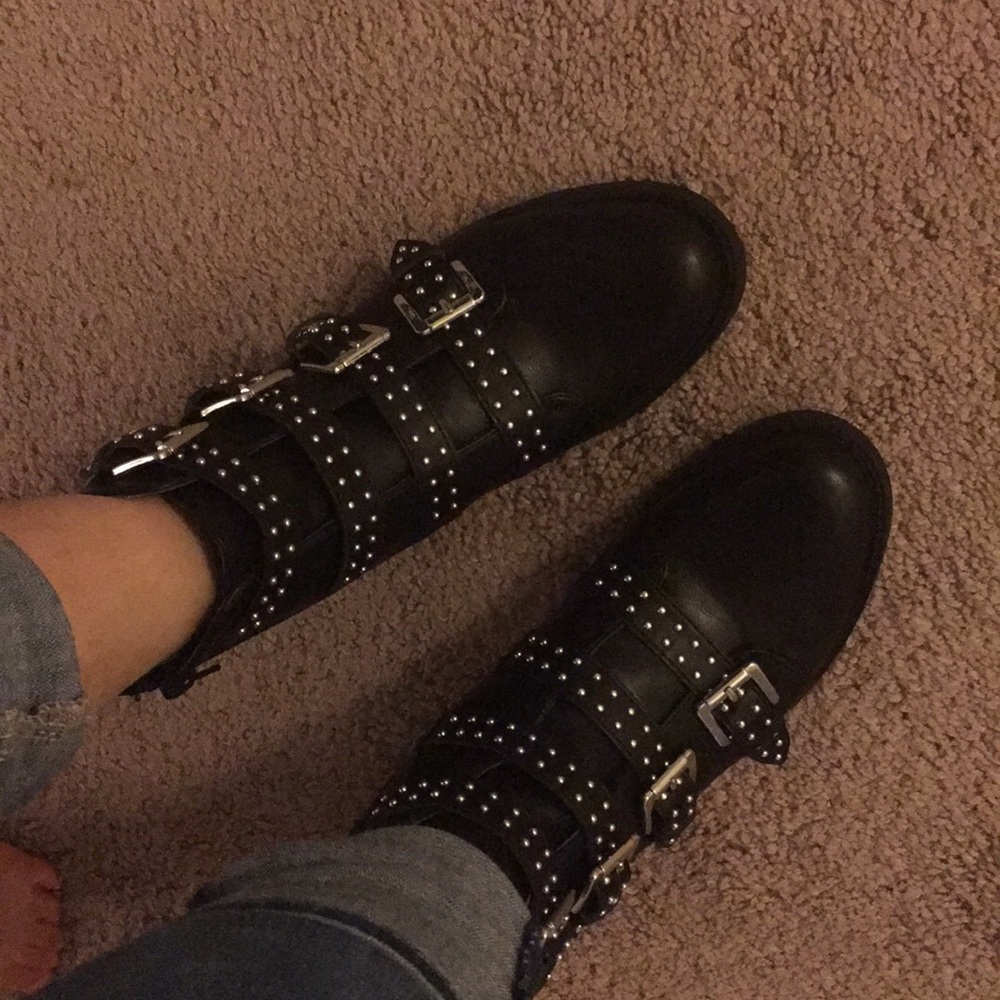 MADDEN buckle ankle boots